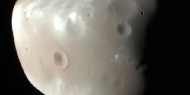 Photograph of Deimos, a moon of Mars.