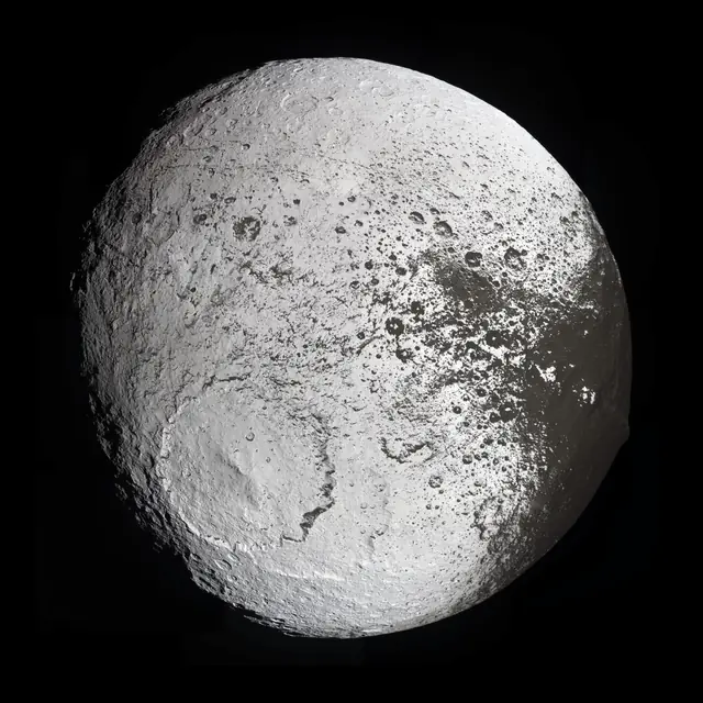 Photograph of Iapetus, a moon of Saturn.