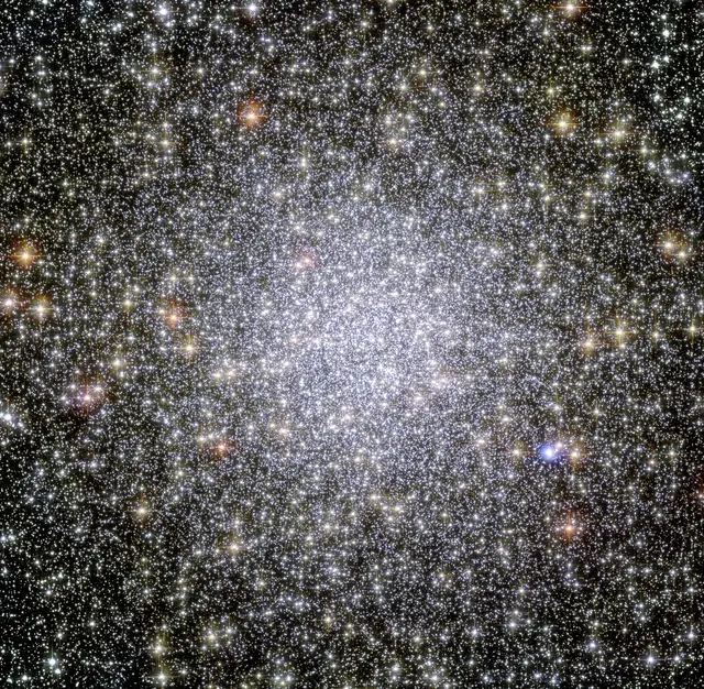 Hubble Space Telescope image of 47 Tuc Cluster, a globular cluster in Tucana.